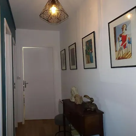 Luxury Apartment Close To The Source Beach